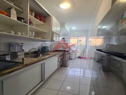 Apartamento para Venda em Ubatuba - 5