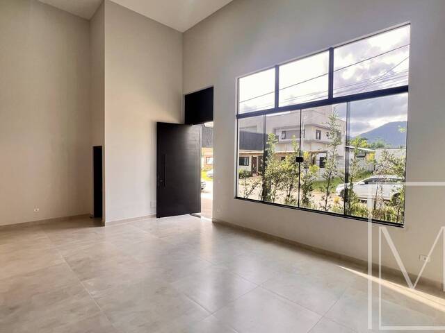 #393 - Casa para Venda em Ubatuba - SP - 3