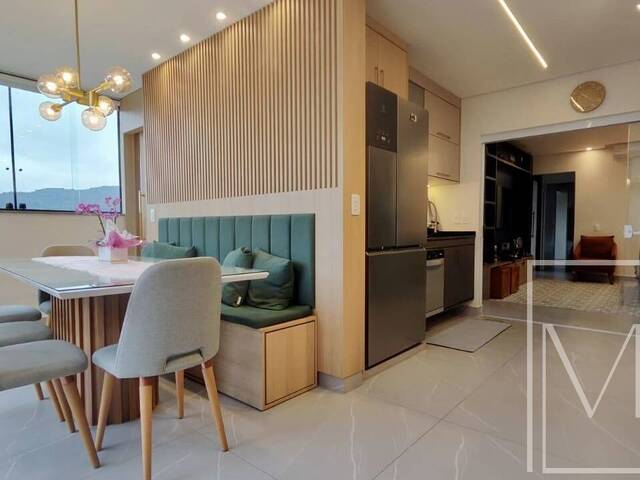 Apartamento para Venda em Ubatuba - 2