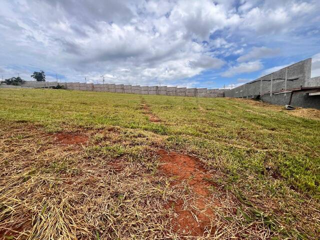 Área para Venda em Atibaia - 4