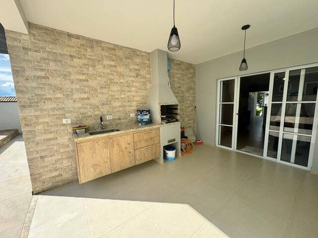 Casa para Venda em Atibaia - 4