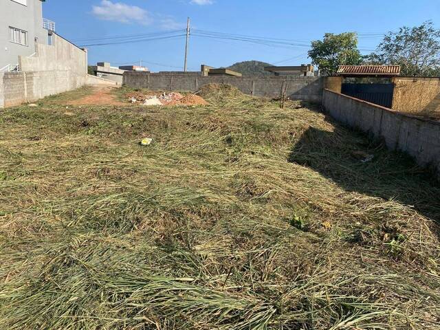 Venda em Jardim dos Pinheiros - Atibaia