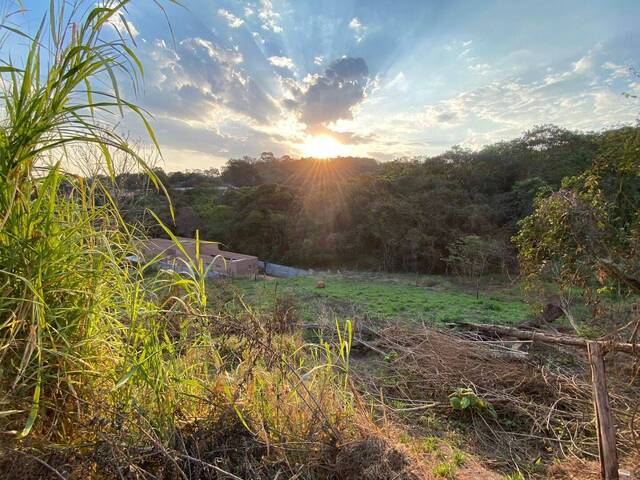 Área para Venda em Atibaia - 3