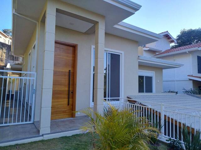 Casa para Venda em Atibaia - 2