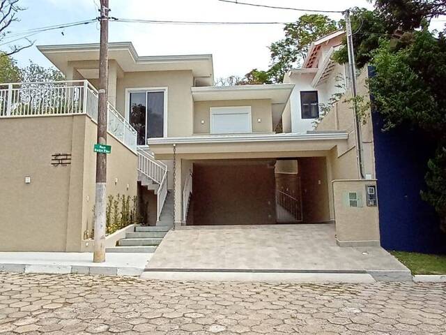 Casa para Venda em Atibaia - 3