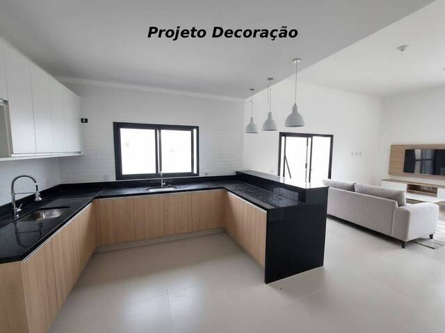 Casa para Venda em Atibaia - 2