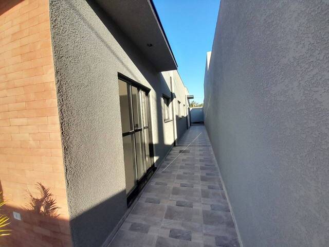 #CA0223 - Casa para Venda em Atibaia - SP - 2
