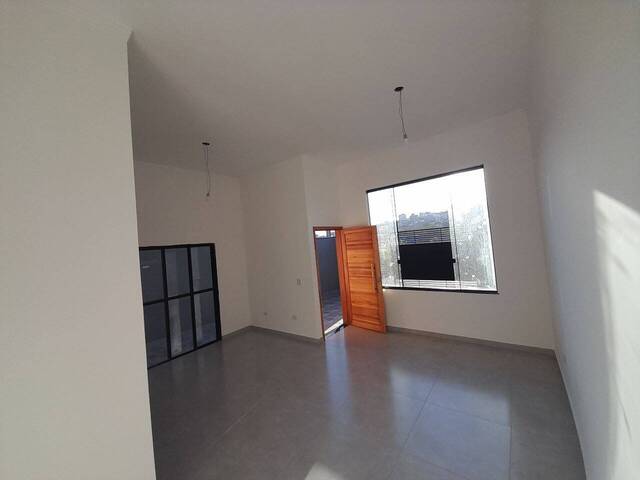 Casa para Venda em Atibaia - 4