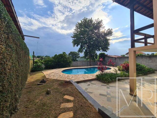 Casa para Venda em Atibaia - 3