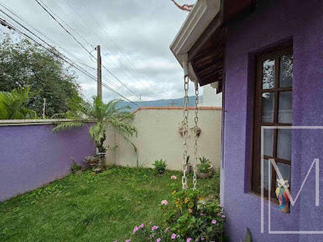 Casa para Venda em Atibaia - 5