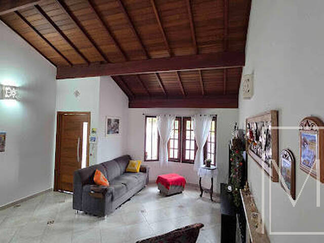 Casa para Venda em Atibaia - 3