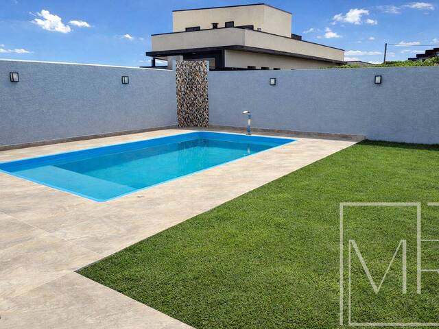 Casa para Venda em Atibaia - 3