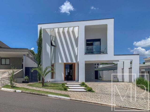 Casa para Venda em Atibaia - 2