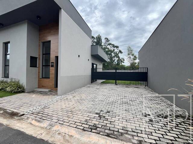 Casa para Venda em Atibaia - 3