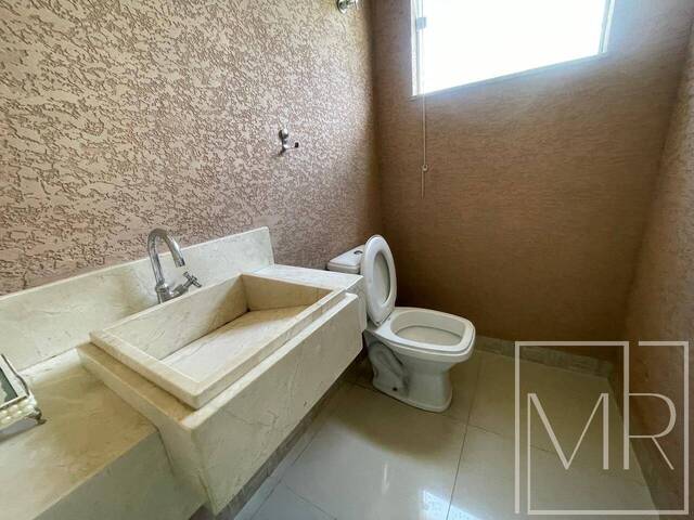 Casa para Venda em Atibaia - 3