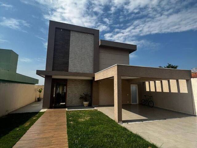 Venda em Jardim dos Pinheiros - Atibaia