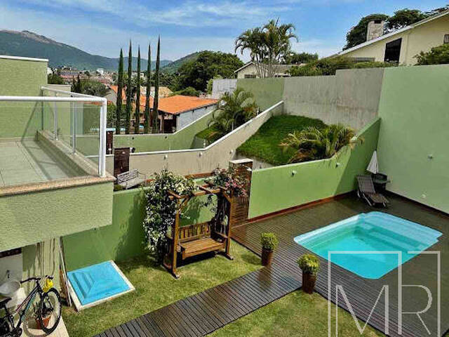 Casa para Venda em Atibaia - 2