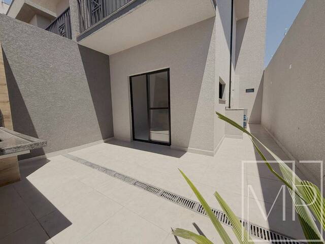 Casa para Venda em Atibaia - 2