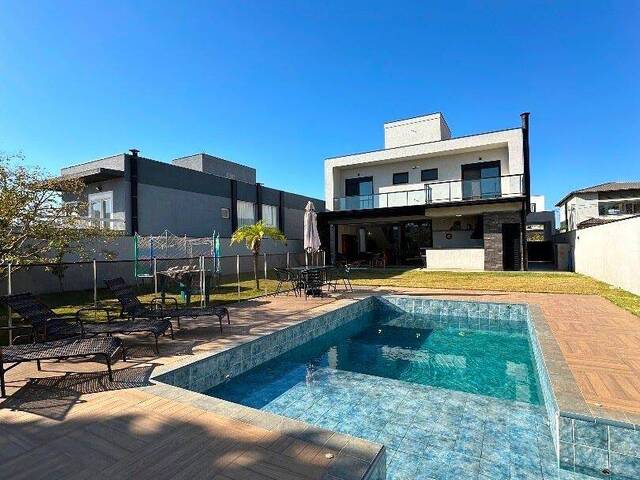 Venda em Figueira Garden - Atibaia