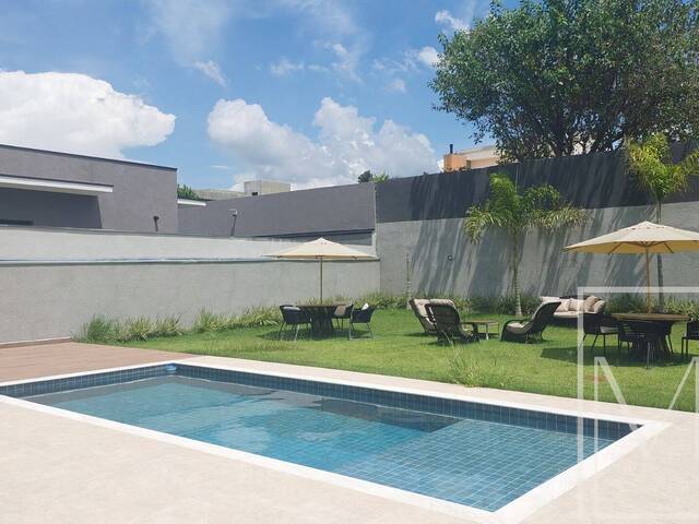 Casa em condomínio para Venda em Atibaia - 2