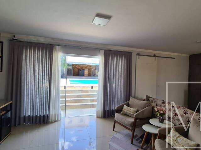 Casa para Venda em Atibaia - 4