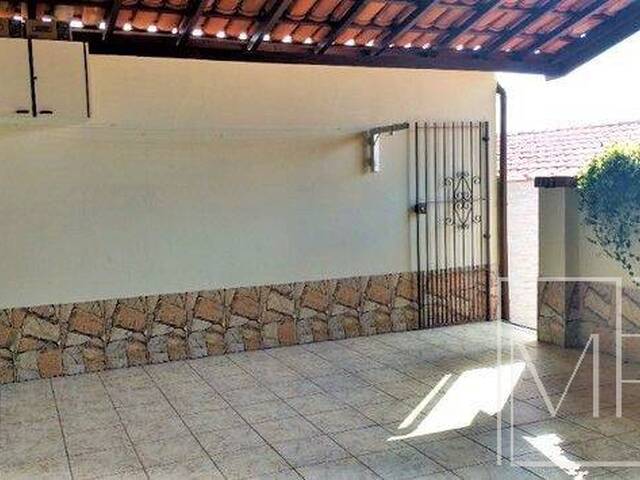 Casa para Venda em Atibaia - 4