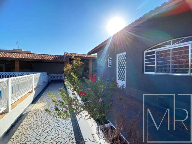 Casa para Venda em Atibaia - 5
