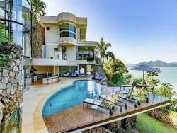 Casa para Venda em Ubatuba - 2