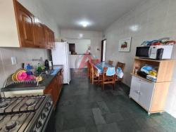 Apartamento para Venda em Ubatuba - 2