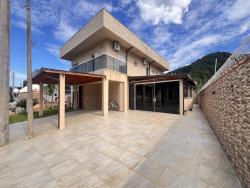 Casa para Venda em Ubatuba - 2