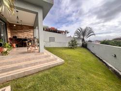 Casa para Venda em Atibaia - 2