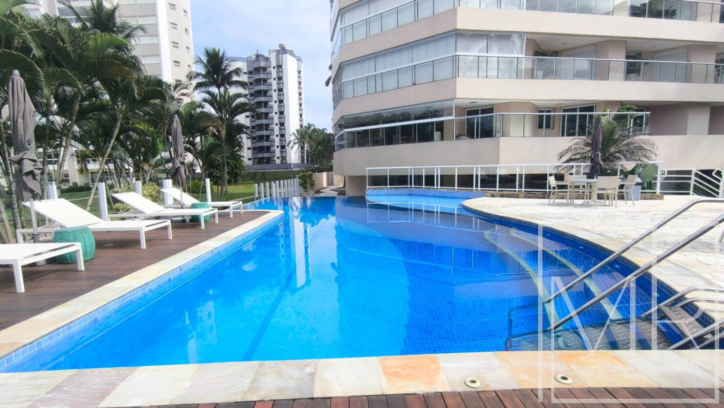 Apartamento, 4 quartos, 243 m² - Foto 40