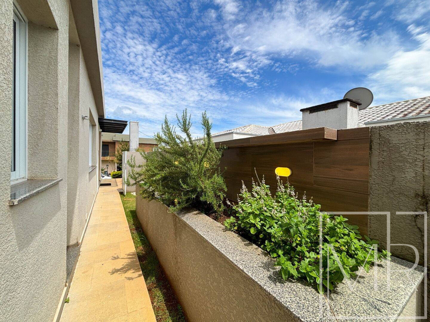 Casa, 4 quartos, 263 m² - Foto 14