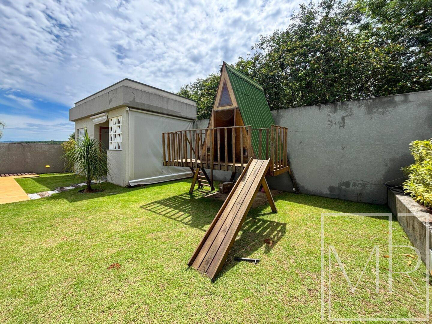 Casa, 4 quartos, 263 m² - Foto 11