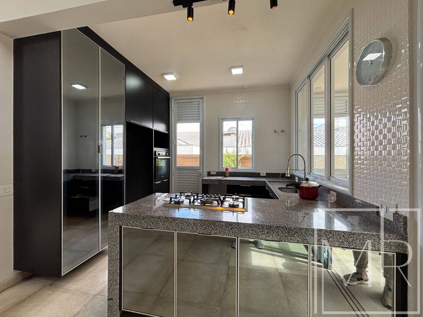 Casa, 4 quartos, 263 m² - Foto 19