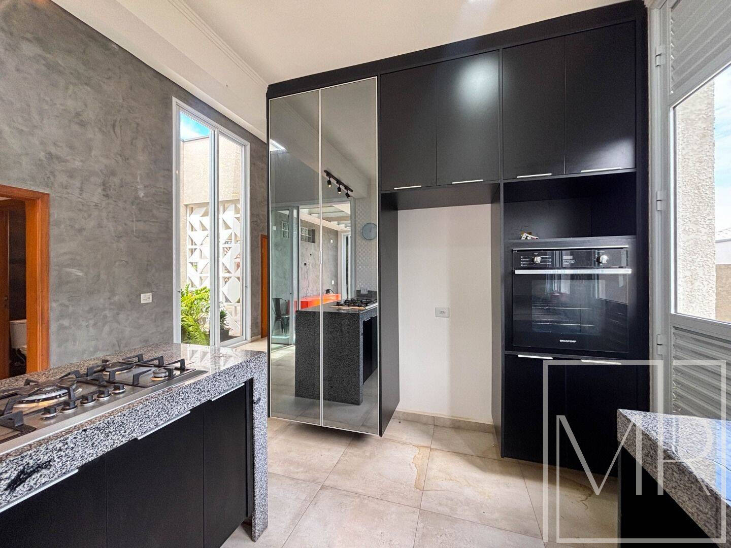 Casa, 4 quartos, 263 m² - Foto 21