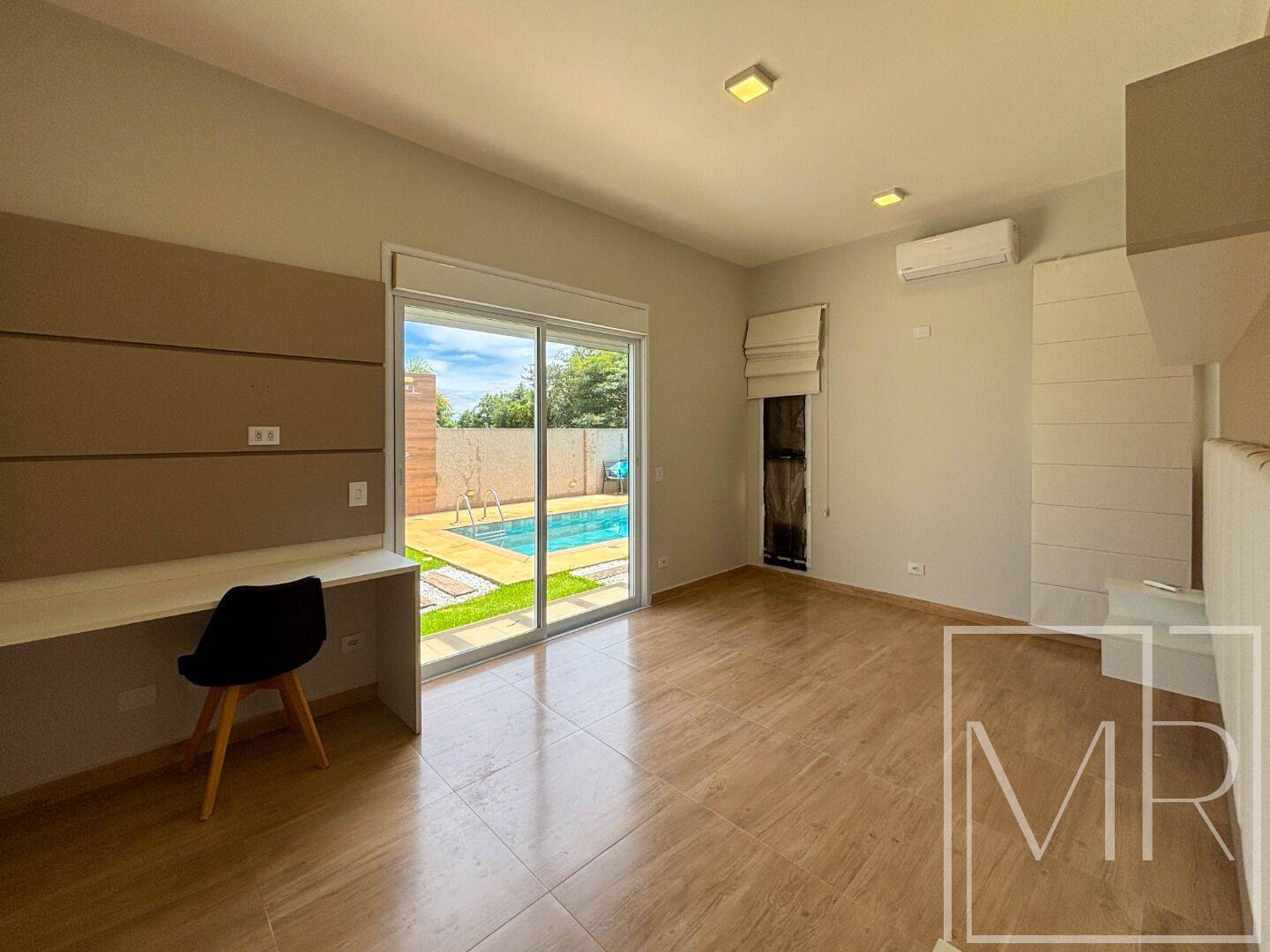 Casa, 4 quartos, 263 m² - Foto 47