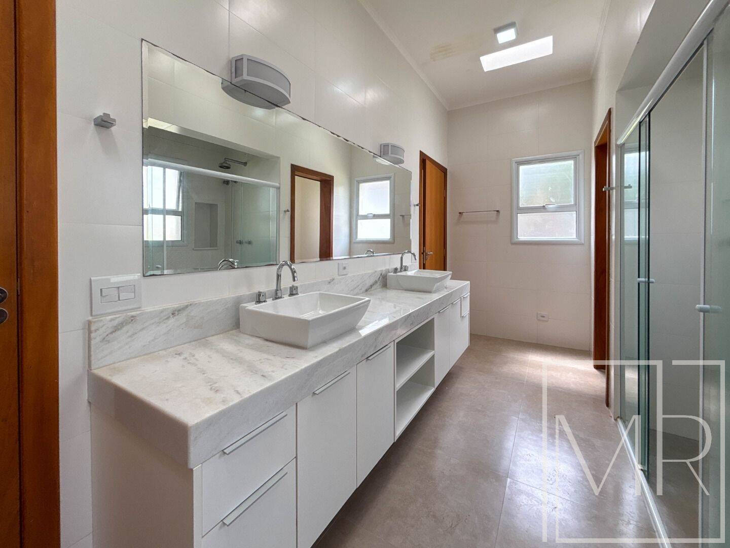Casa, 4 quartos, 263 m² - Foto 55