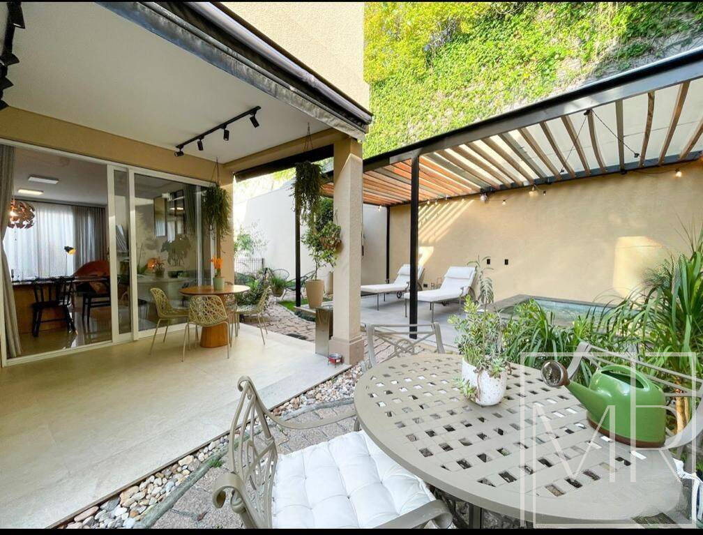 Casa, 4 quartos, 240 m² - Foto 2