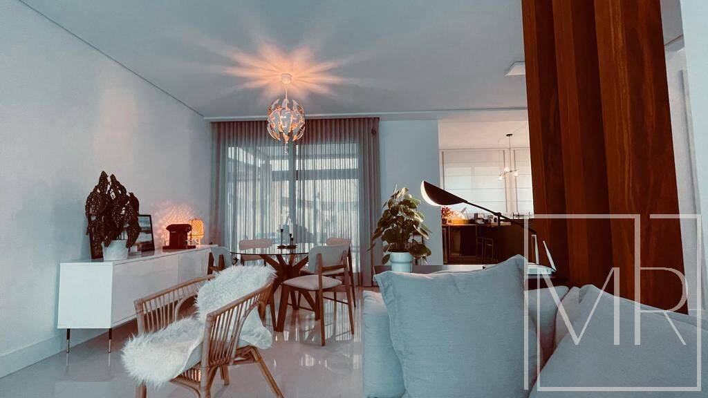 Casa, 4 quartos, 240 m² - Foto 8