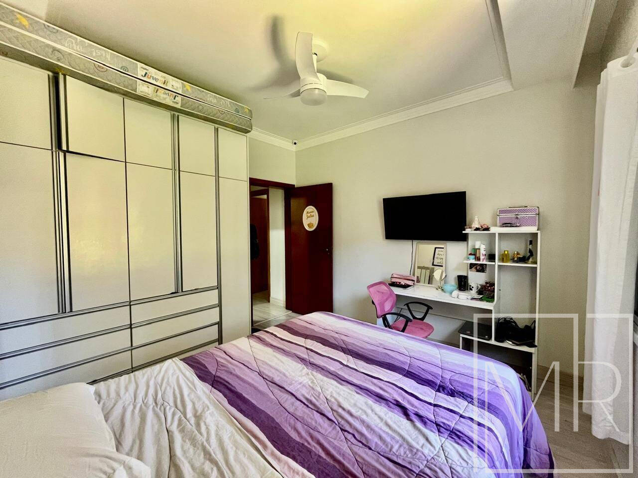 Casa, 4 quartos, 220 m² - Foto 24