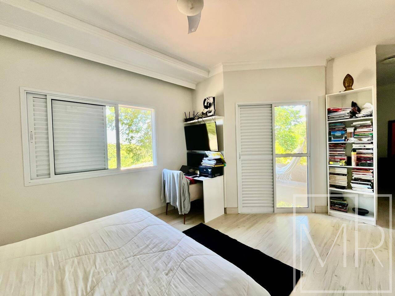 Casa, 4 quartos, 220 m² - Foto 29