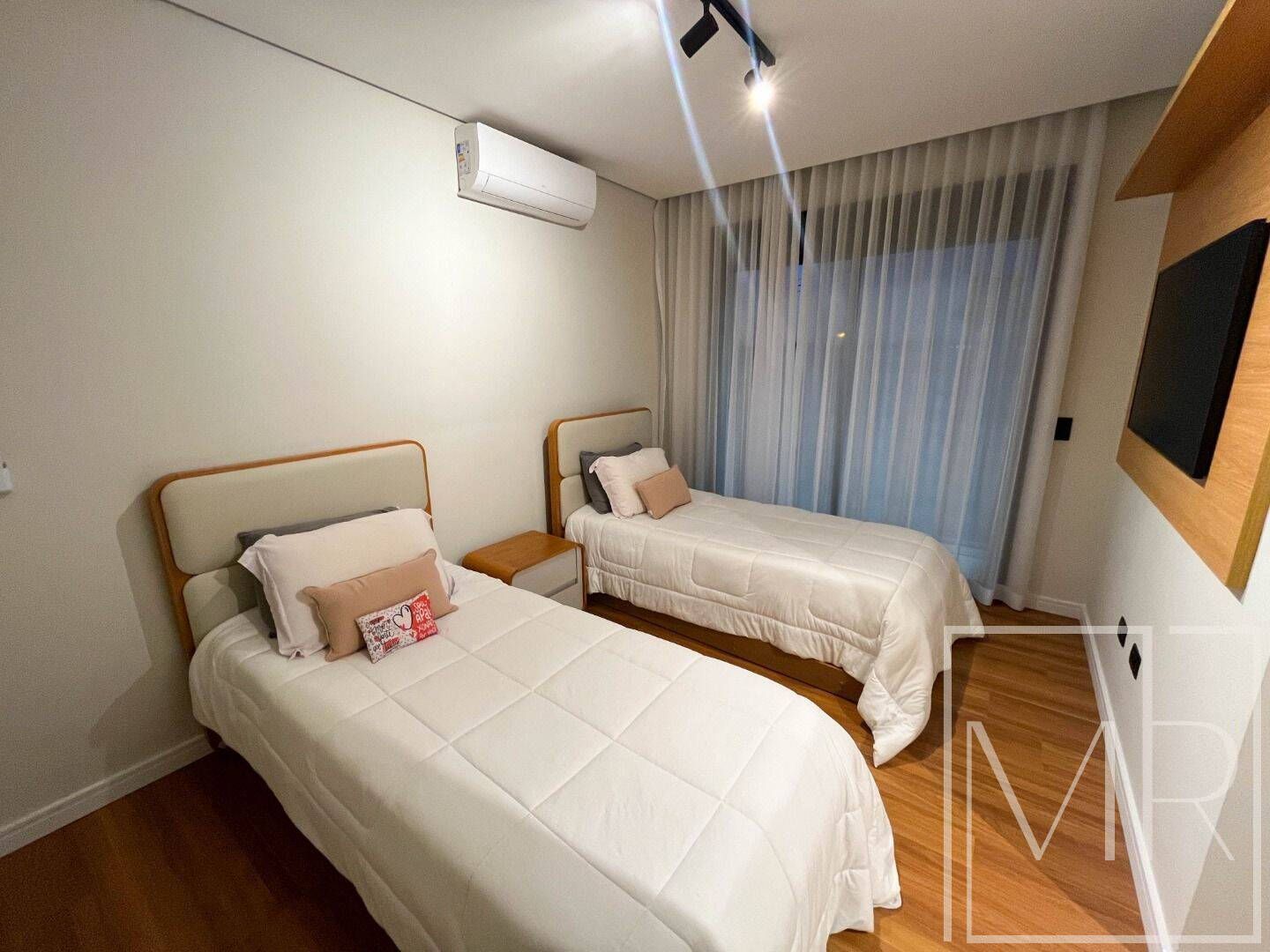 Casa, 5 quartos, 309 m² - Foto 31