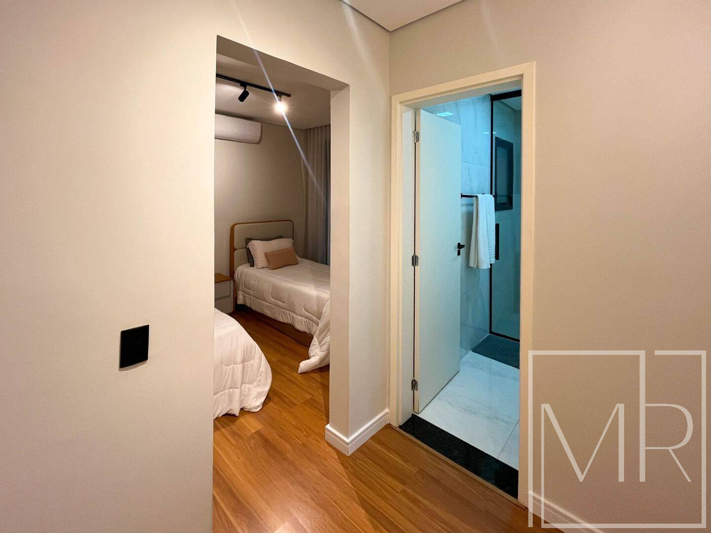 Casa, 5 quartos, 309 m² - Foto 33