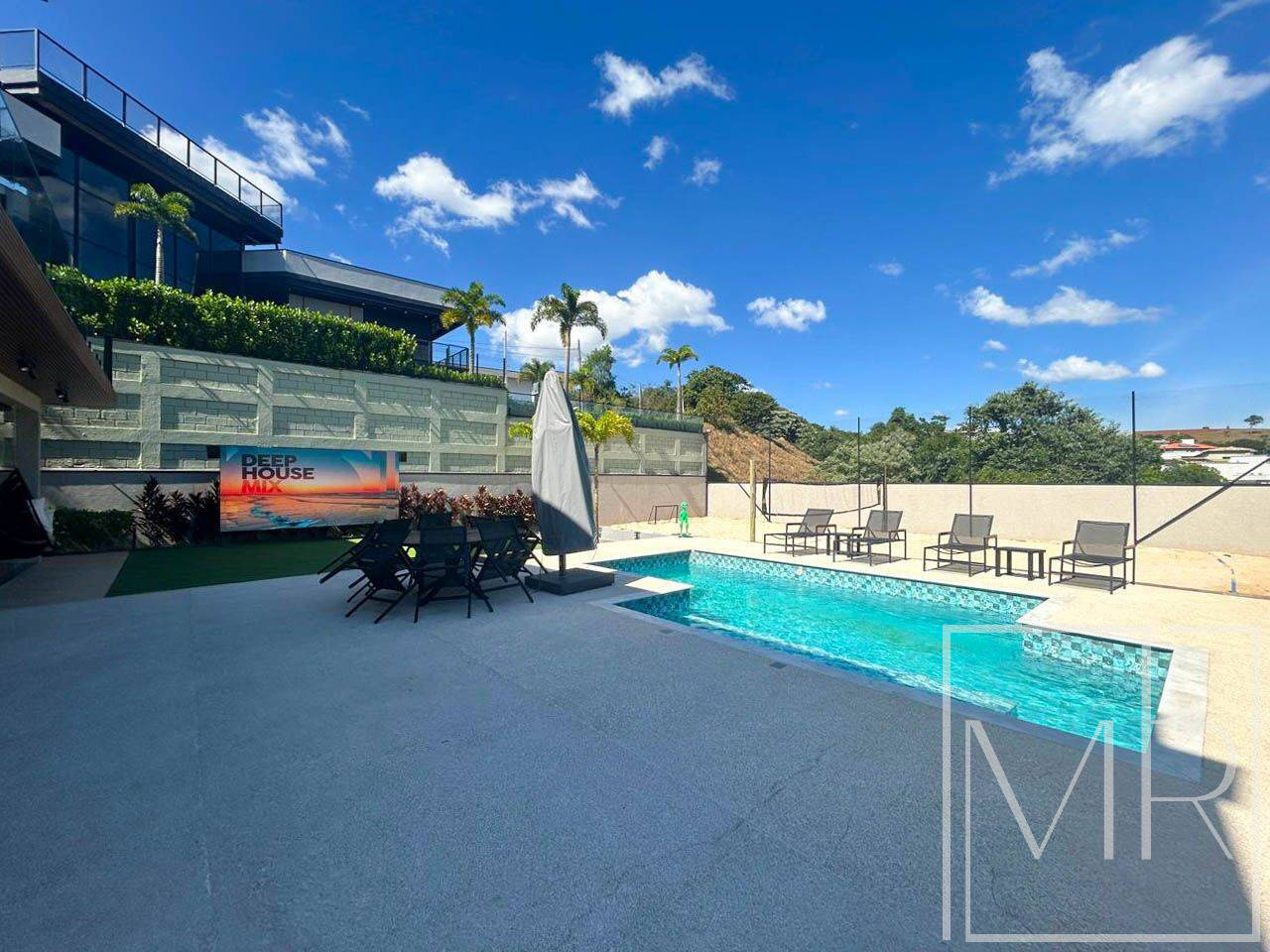Casa, 5 quartos, 309 m² - Foto 3