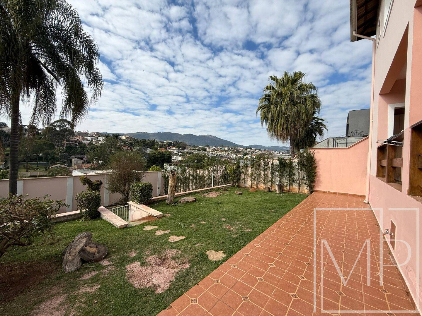 Casa, 3 quartos, 316 m² - Foto 3