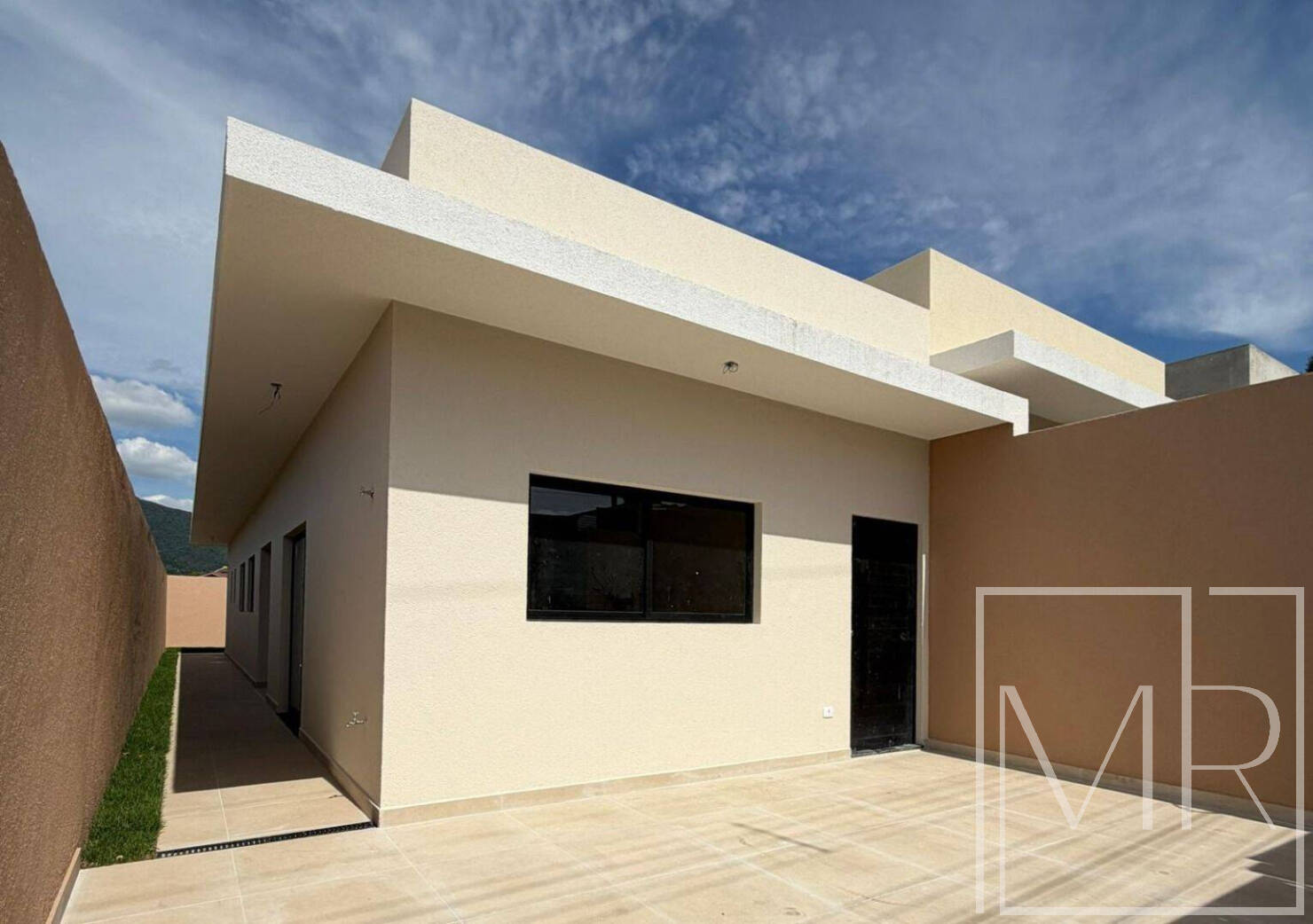 Casa, 3 quartos, 94 m² - Foto 1