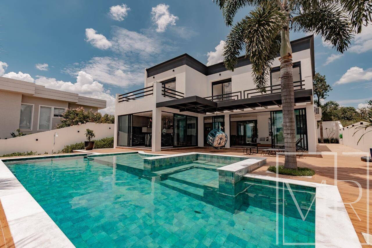 Casa, 4 quartos, 365 m² - Foto 1