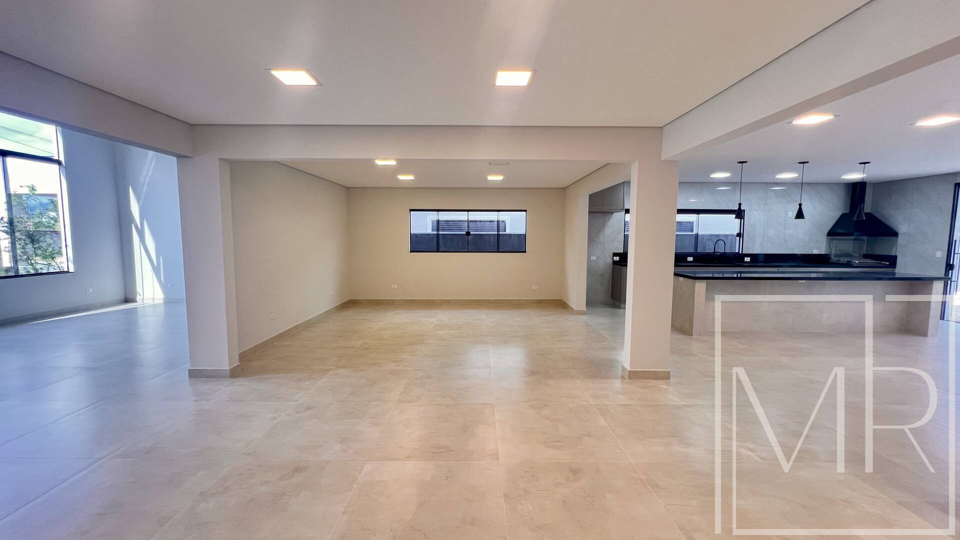 Casa, 3 quartos, 300 m² - Foto 8