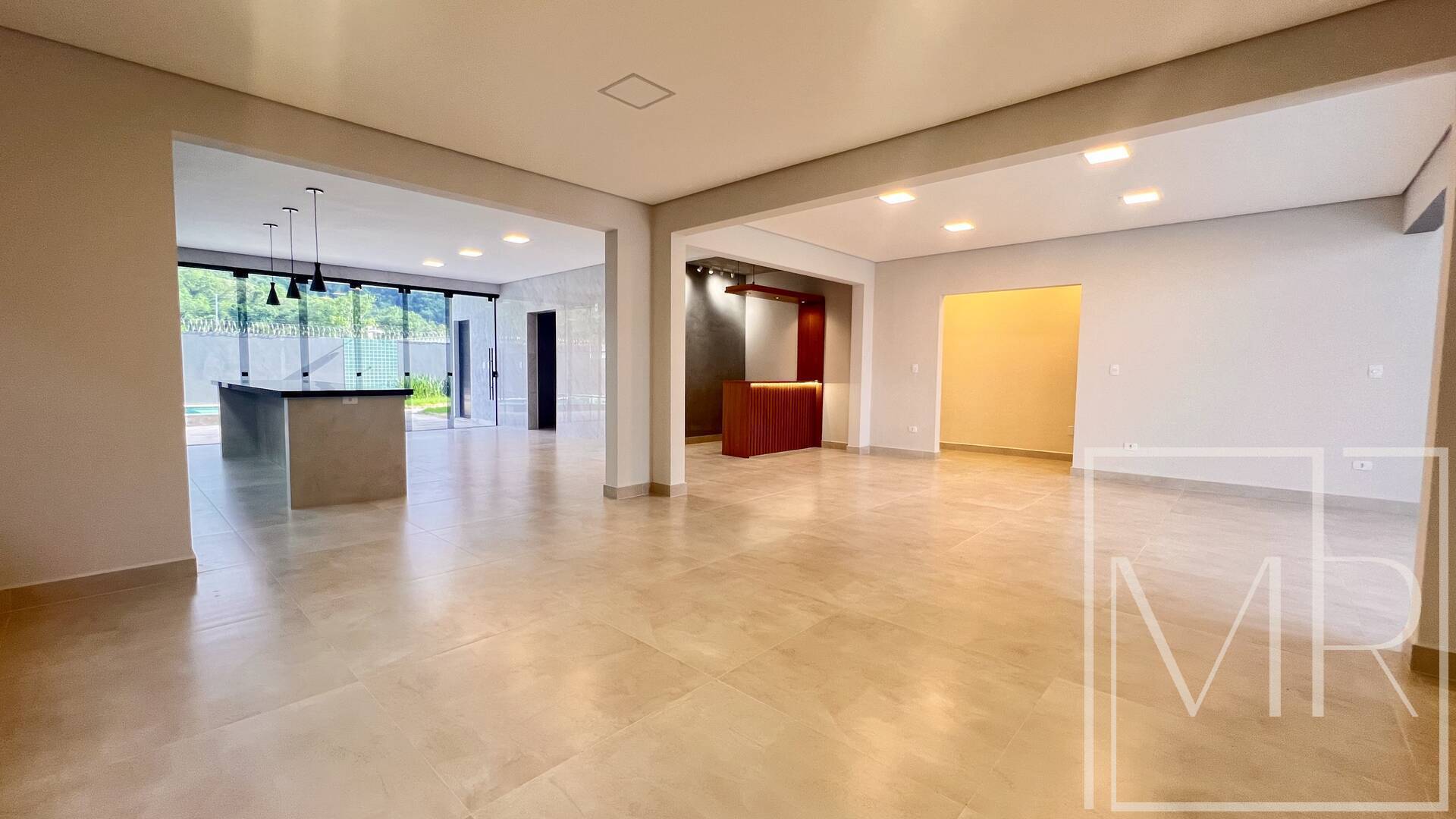 Casa, 3 quartos, 300 m² - Foto 10